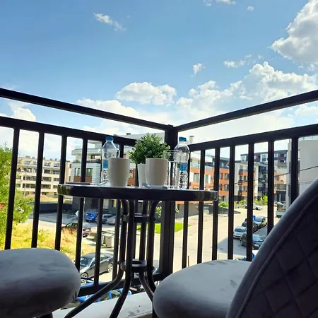 Rea Home Apartment - Modern & Stylish Stay Sofia Exterior photo